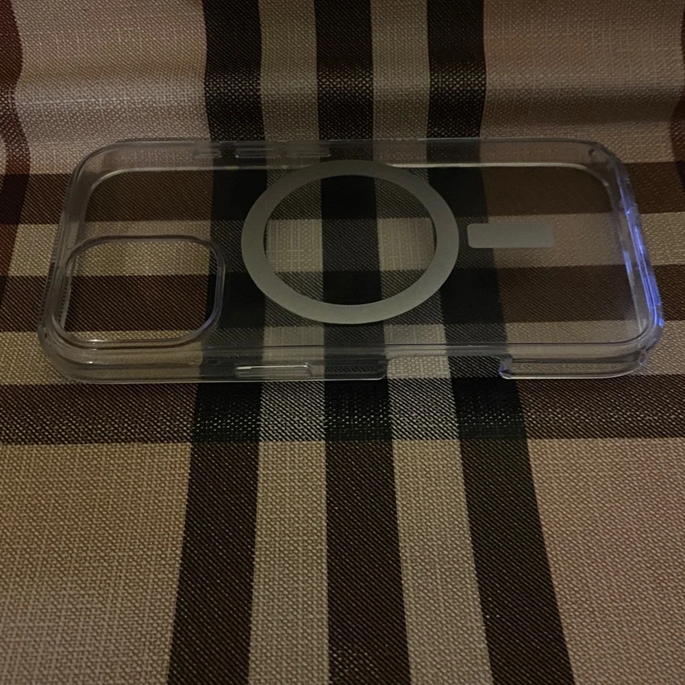 Otterbox Clear Silver Magnetic Phone Case New Not Used_11